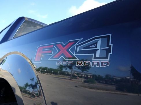 Used 2017 Ford F150 XLT w/ Equipment Group 302A Luxury image 51