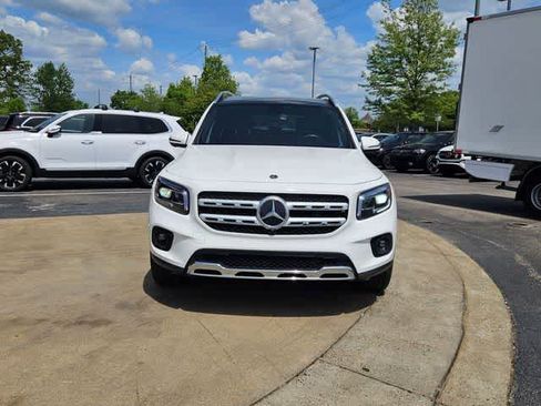 Used 2022 Mercedes-Benz GLB 250 image 4
