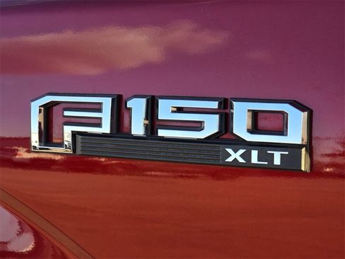 Used 2019 Ford F150 XLT w/ Equipment Group 302A Luxury image 7