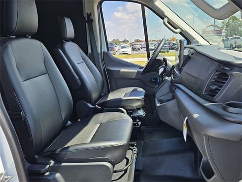 New 2025 Ford Transit 250 148 Medium Roof w/ Load Area Protection Package image 17
