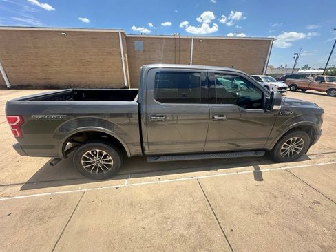 Used 2018 Ford F150 XLT w/ Equipment Group 302A Luxury RWD image 2