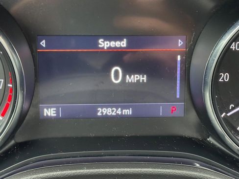 Used 2023 Buick Encore GX Select image 18