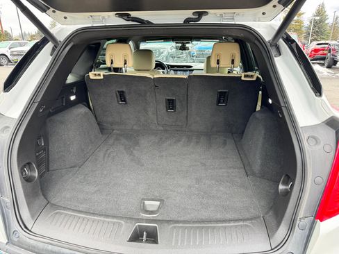 Used 2019 Cadillac XT5 AWD image 16