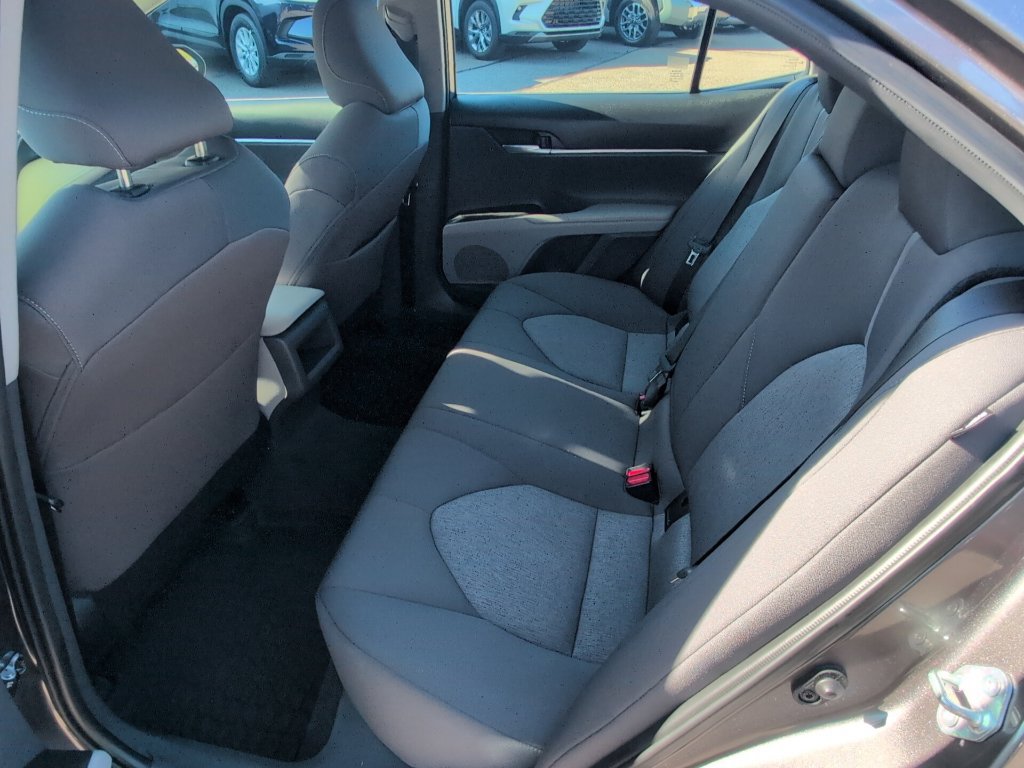 Used 2023 Toyota Camry LE FWD image 15