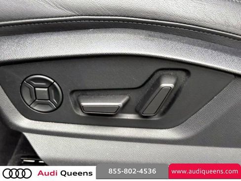 Used 2023 Audi Q7 2.0T Premium Plus w/ Premium Plus Package AWD/4WD image 21
