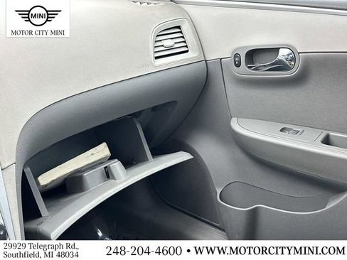 Used 2011 Chevrolet Malibu LS image 34