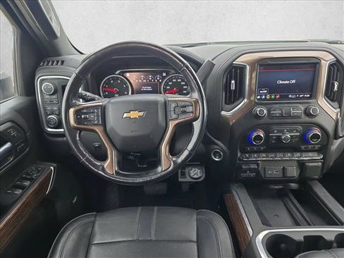 Used 2022 Chevrolet Silverado 2500 High Country w/ Safety Package II AWD/4WD image 12