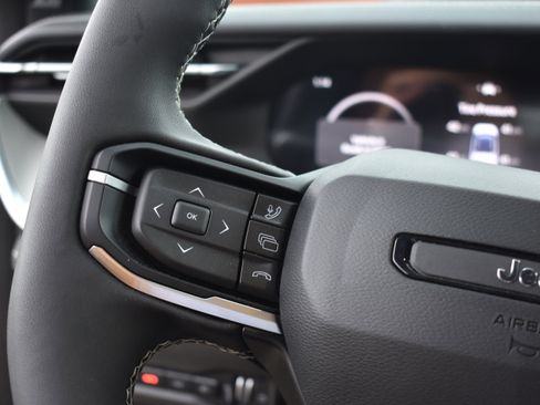 New 2026 Jeep Cherokee Laredo AWD/4WD image 15