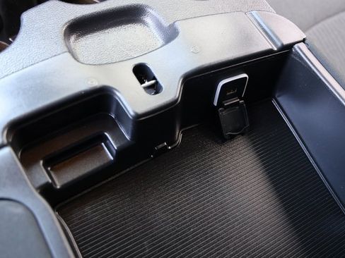 Used 2024 RAM 3500 Tradesman w/ Chrome Appearance Group image 26