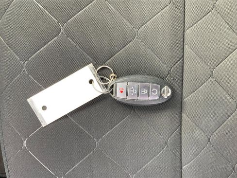 Used 2020 Nissan Kicks SV image 32