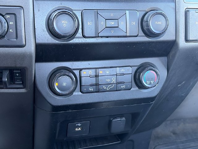 Used 2020 Ford F250 XL w/ Power Equipment Group AWD/4WD image 21