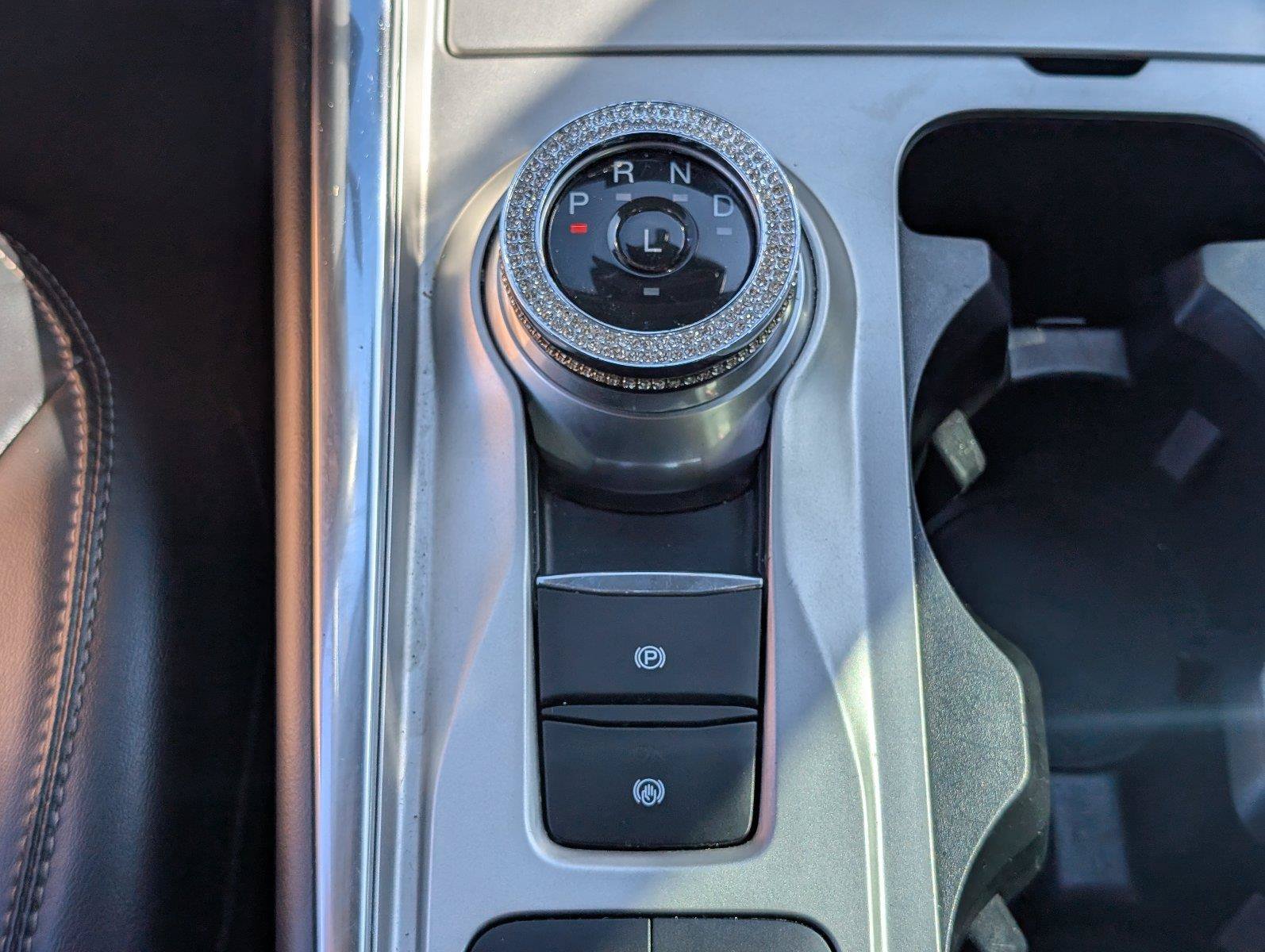 Used 2021 Ford Explorer XLT w/ Equipment Group 202A RWD image 25