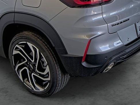 New 2026 Chevrolet TrailBlazer RS w/ Convenience Package FWD image 9