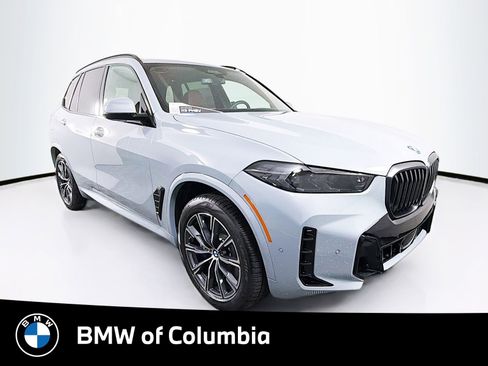 New 2026 BMW X5 xDrive50e w/ M Sport Package AWD/4WD image 1
