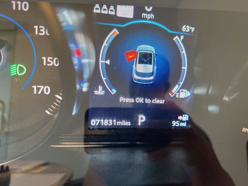 Used 2020 Jaguar F-PACE Premium AWD/4WD image 19