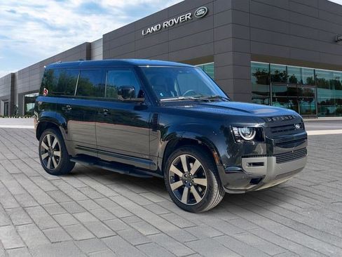 New 2026 Land Rover Defender 110 V8 AWD/4WD image 7
