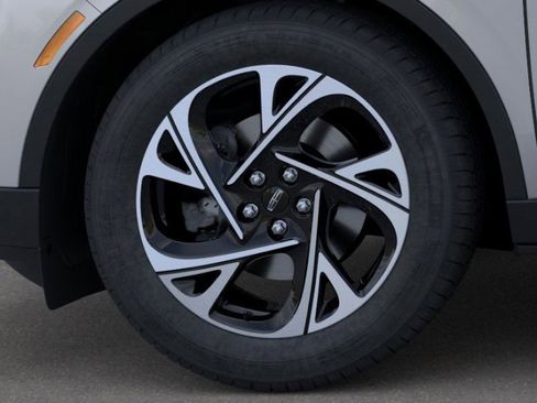 New 2026 Lincoln Nautilus Premier image 19