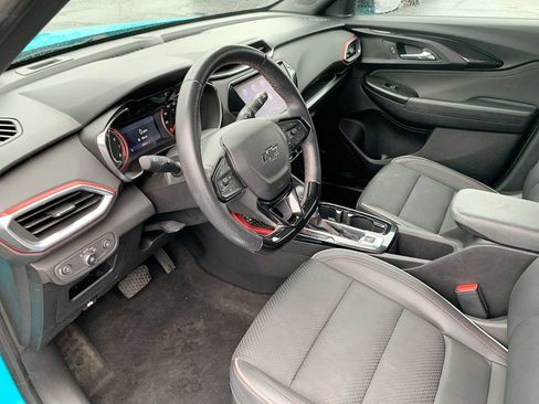 Certified 2021 Chevrolet TrailBlazer RS w/ Technology Package FWD image 10