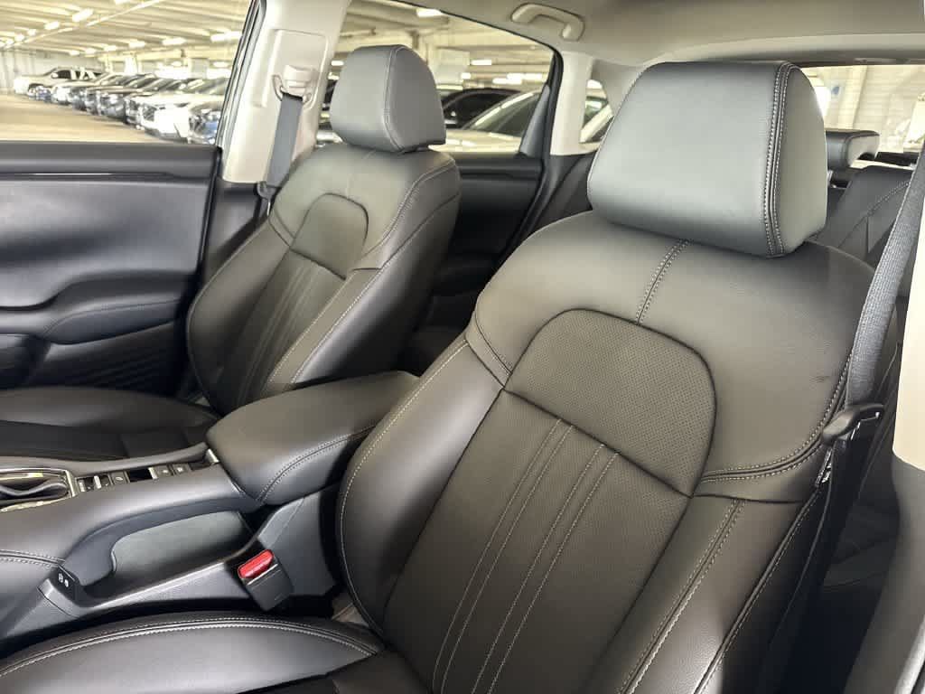 Used 2026 Honda HR-V EX-L image 13