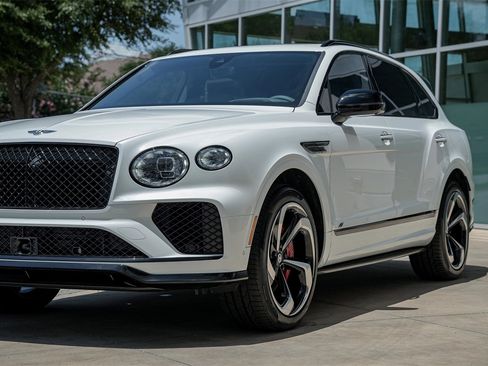 New 2025 Bentley Bentayga image 9