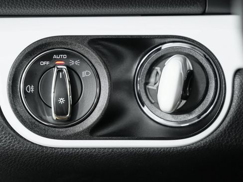 Used 2025 Porsche 718 Cayman RWD image 82