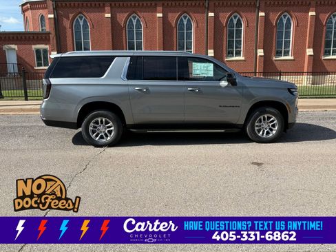 New 2026 Chevrolet Suburban LT AWD/4WD image 3