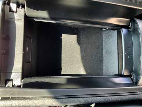 Used 2025 Mercedes-Benz C 300 4MATIC Sedan image 26