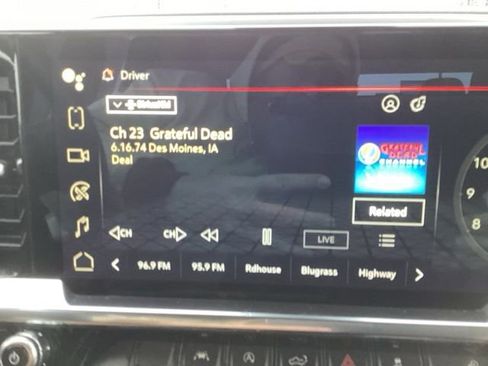 Used 2024 GMC Sierra 1500 Elevation image 46