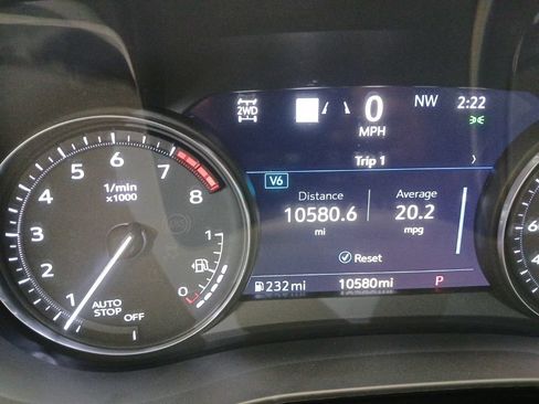 Certified 2025 Cadillac XT5 Premium Luxury w/ Technology Package AWD/4WD image 23