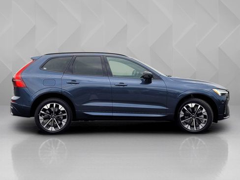 New 2026 Volvo XC60 T8 Plus w/ Protection Package Premier AWD/4WD image 7