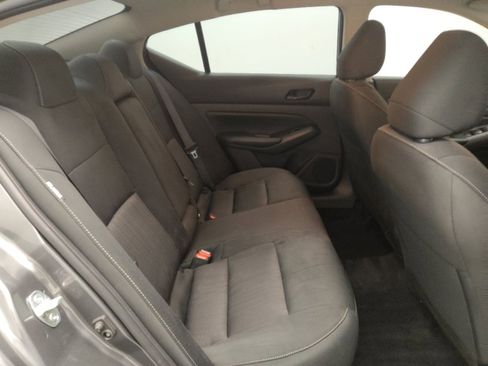 Used 2025 Nissan Altima 2.5 S FWD image 19