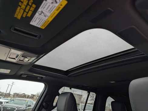 New 2026 Lexus LX 600 4WD w/ Premium Package image 15
