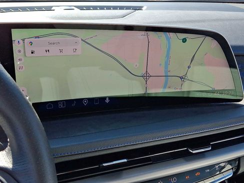 Certified 2025 Cadillac XT4 Sport image 30