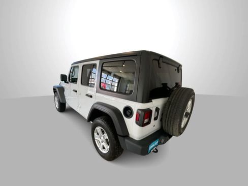 Used 2019 Jeep Wrangler Unlimited Sport S AWD/4WD image 6