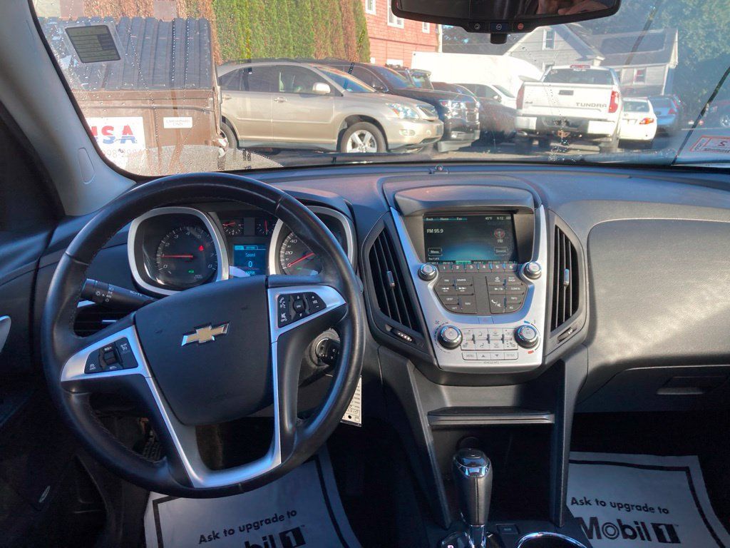 Used 2017 Chevrolet Equinox LT AWD/4WD image 11