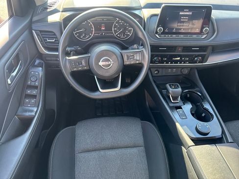 Used 2024 Nissan Rogue SV AWD/4WD image 15