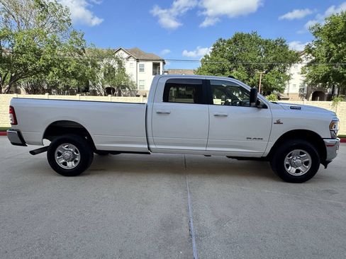 Used 2022 RAM 2500 Big Horn AWD/4WD image 6