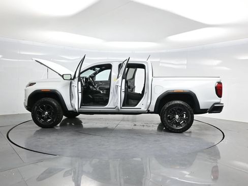 Used 2024 GMC Canyon Elevation w/ Convenience Package RWD image 46