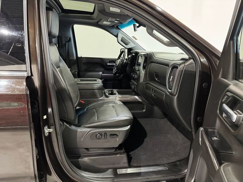 Used 2019 Chevrolet Silverado 1500 LTZ w/ LTZ Convenience Package AWD/4WD image 21