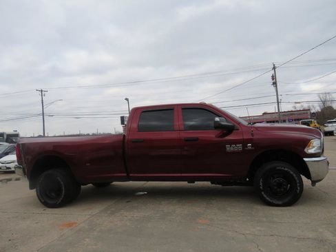 Used 2018 RAM 3500 Tradesman w/ Chrome Appearance Group AWD/4WD image 38