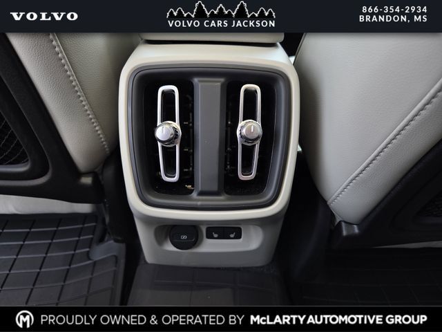 Certified 2026 Volvo XC40 B5 Plus w/ Protection Package Premier AWD/4WD image 20