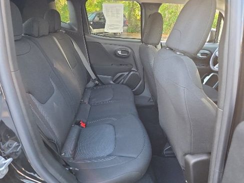 Used 2021 Jeep Renegade Sport FWD image 16