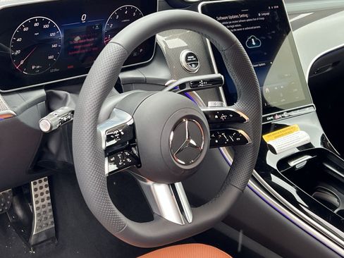 New 2026 Mercedes-Benz GLC 300 4MATIC image 21