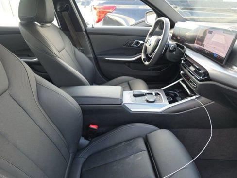 Used 2025 BMW 330i xDrive Sedan image 10