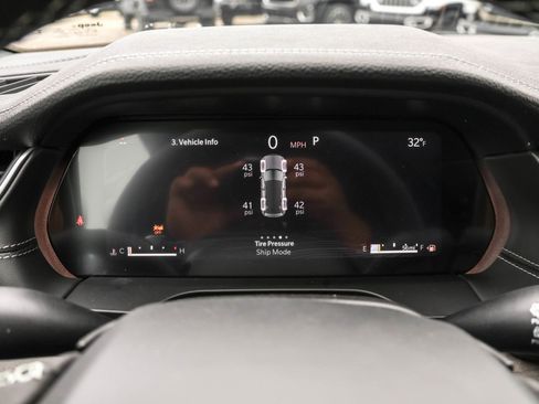 New 2025 Jeep Grand Cherokee Limited image 23