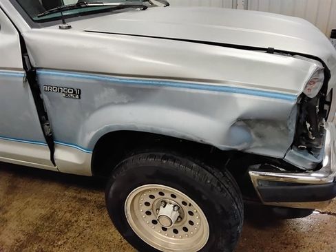 Used 1990 Ford Bronco II 4WD image 15