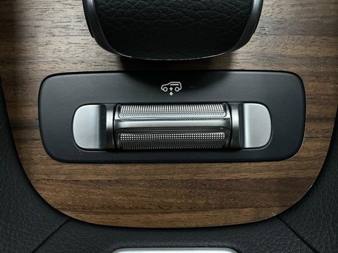 New 2026 Mercedes-Benz GLS 450 4MATIC image 30