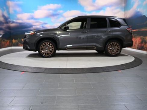 Used 2025 Subaru Forester Sport w/ Popular Package #1 image 5