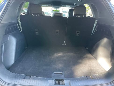 Used 2025 Ford Escape ST-Line Select AWD/4WD image 21
