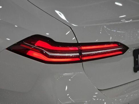 Used 2026 BMW 530i 530i w/ Premium Package image 31